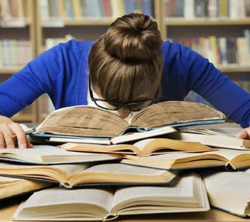 درس خواندن در قاعدگی